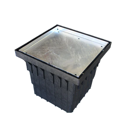PLASTIC DRAINAGE PIT WITH GALVANISED GRATE